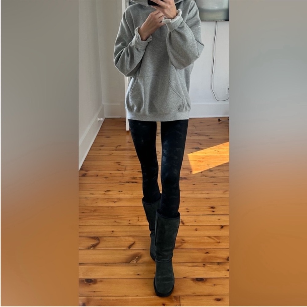 Women's tall UGG boots size 8